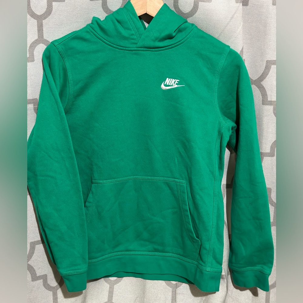 Nike Sportswear Boys' Club Pullover Hoodie